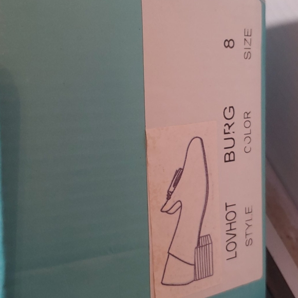 Shoes - Picture 2 of 3